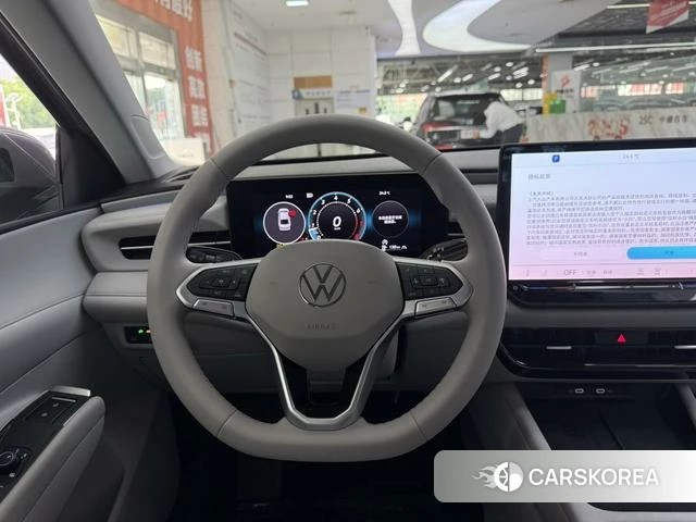 Volkswagen Lavida id 4353231 из Китая 16