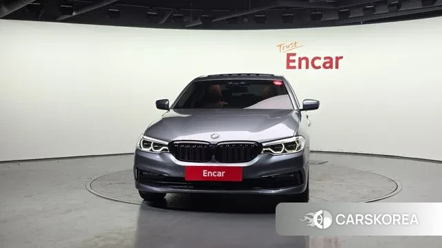 BMW 5 Series (G30) id 3574241 из Кореи 13