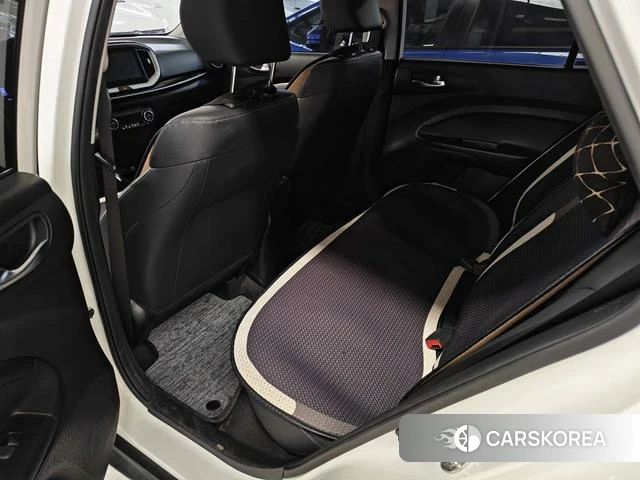 Kia Yi Ran 2021 Белый из Китая, фото 3