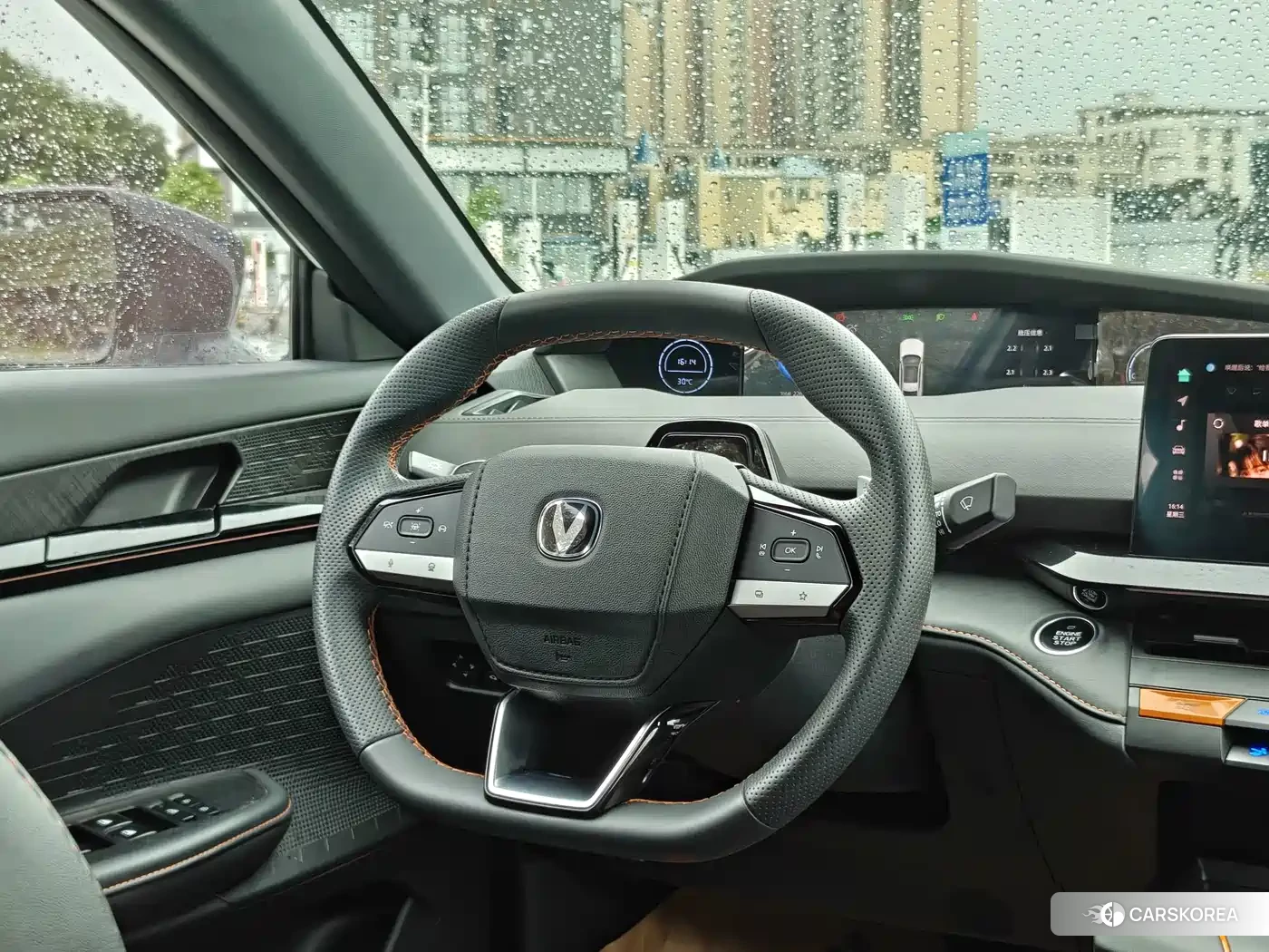 Chang'an UNI-V id 4600458 из Китая 23