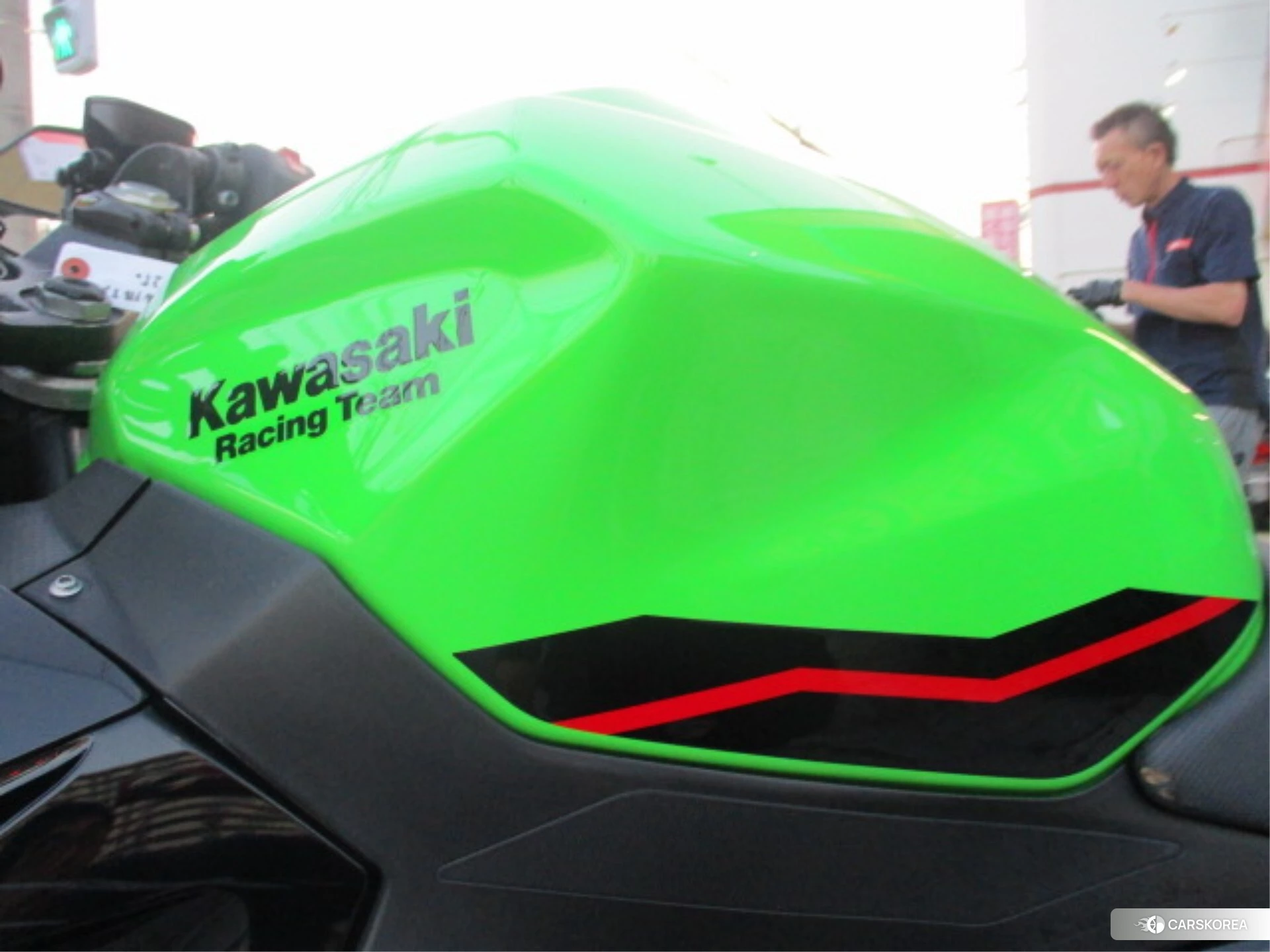 Kawasaki Ninja 400-2 id 3950376 из Японии 10