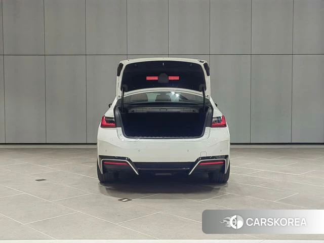BMW i3 2023 Белый из Китая, фото 5