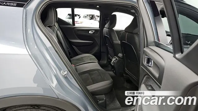 Volvo XC40 Richards id 2569990 из Кореи 13