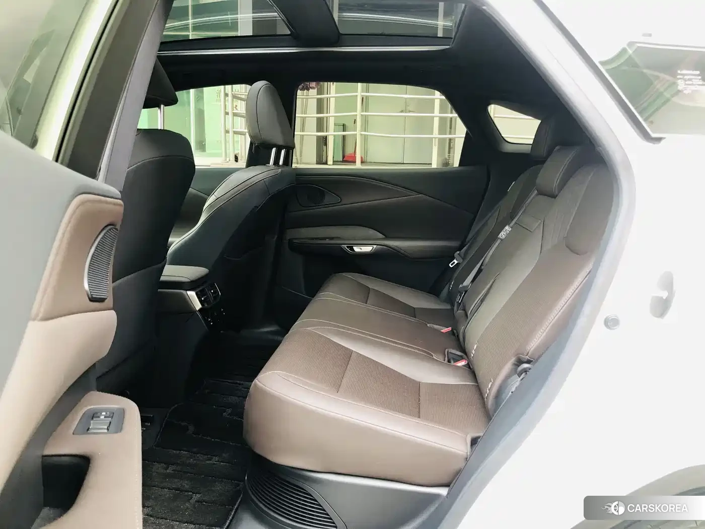 Lexus RX 2024 Белый из Китая, фото 3