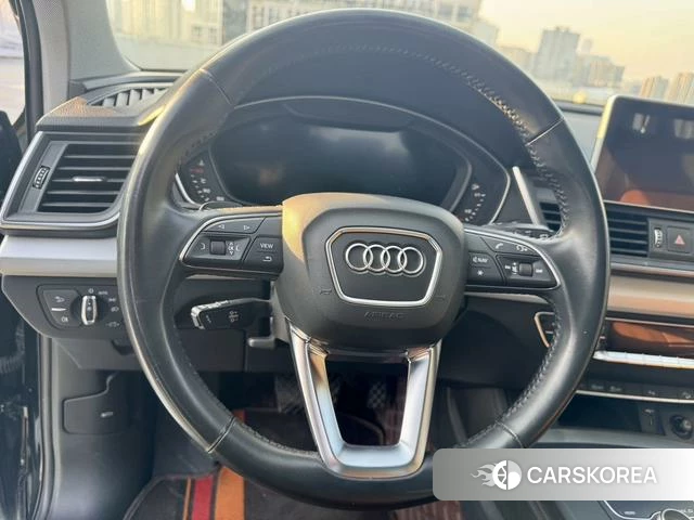 Audi Q5L 2020 Черный из Китая, фото 6