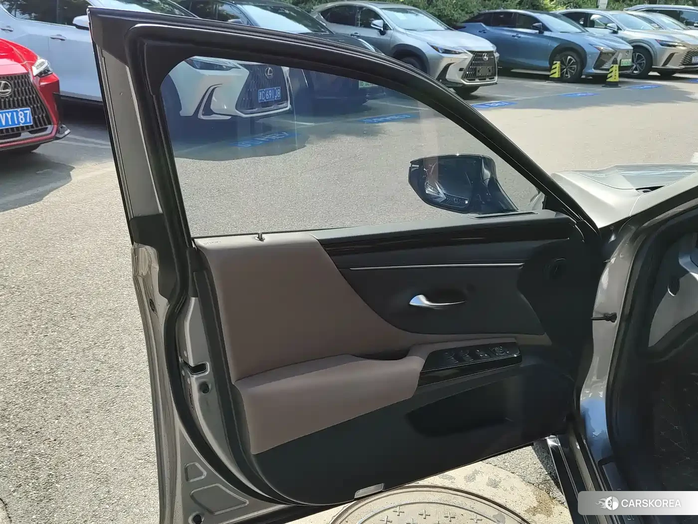Lexus ES id 4654532 из Китая 11