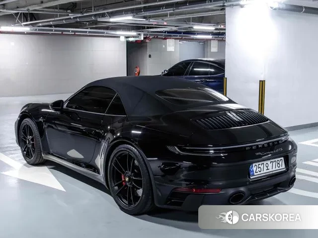 Porsche 911(992) id 3502046 из Кореи 9