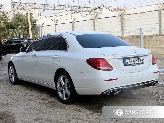 Mercedes-Benz E-Class W213 id 3622585 из Кореи 13