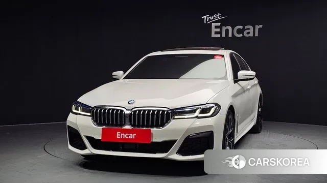 BMW 5 Series (G30) id 3706943 из Кореи 13