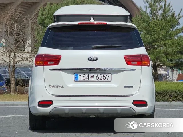 Kia The New Carnival id 2997414 из Кореи 13