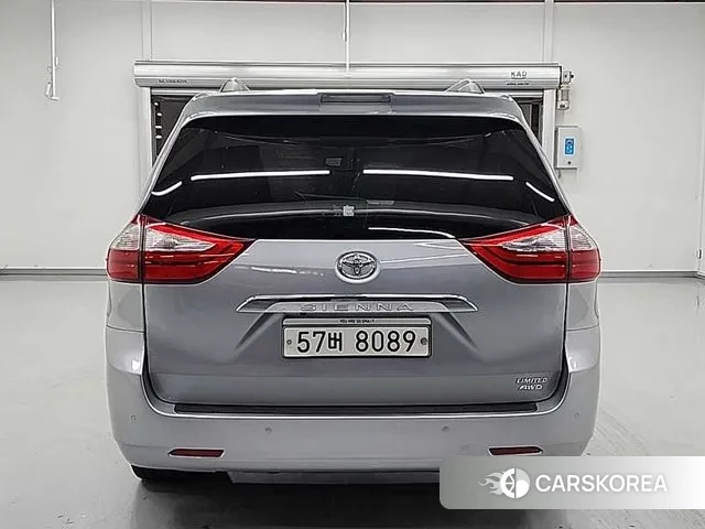 Toyota Sienna id 3714134 из Кореи 13