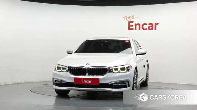 BMW 5 Series (G30) id 4232983 из Кореи 23