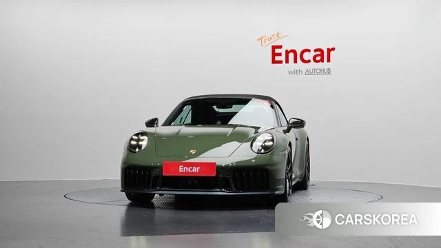 Porsche 911(992) id 4527616 из Кореи 23