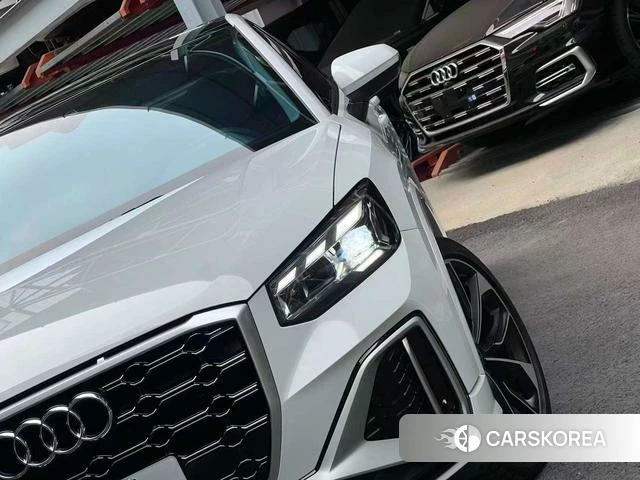 Audi Q2L id 4213979 из Китая 20