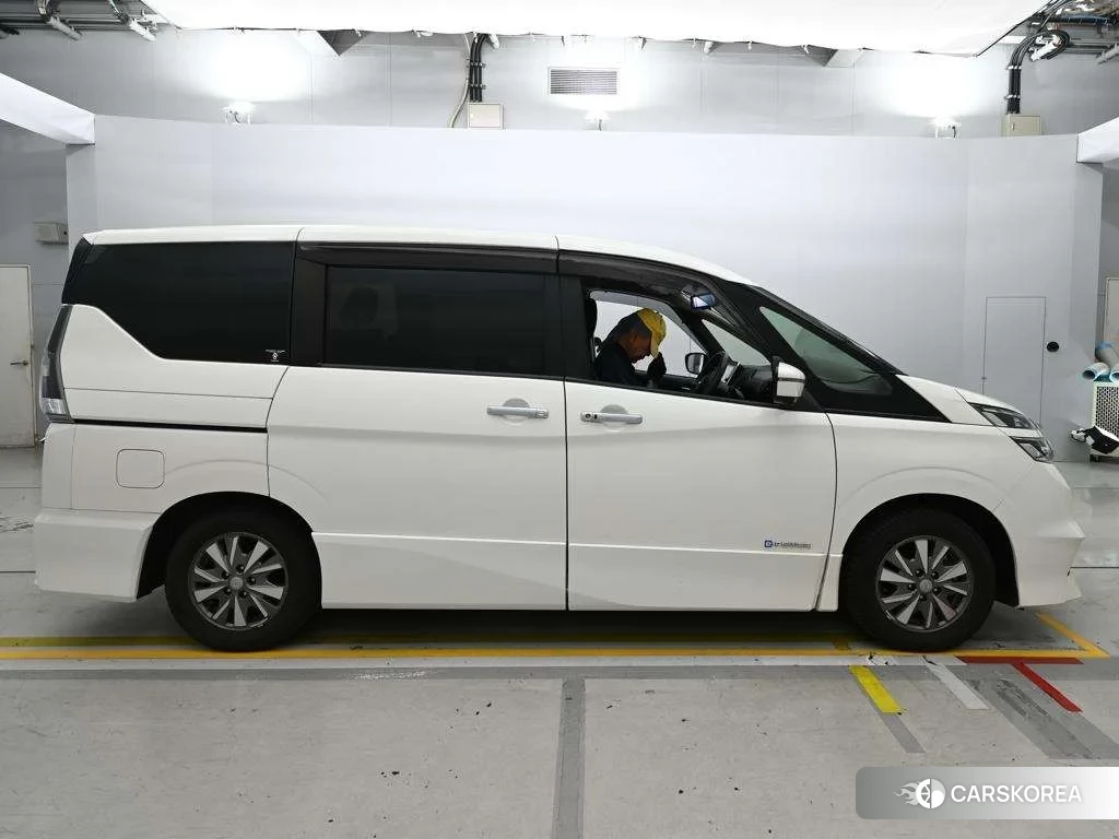 Nissan Serena 2019 из Японии, фото 3