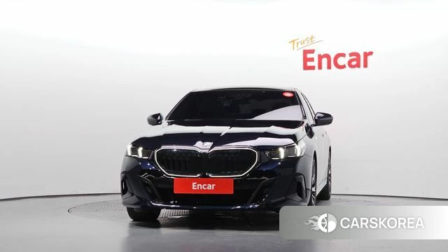 BMW 5 Series (G60) id 4700826 из Кореи 13