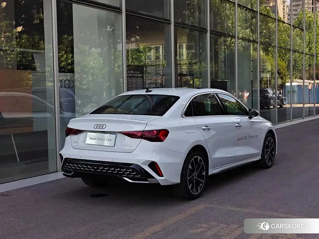 Audi A3 2025 Белый из Китая, фото 3