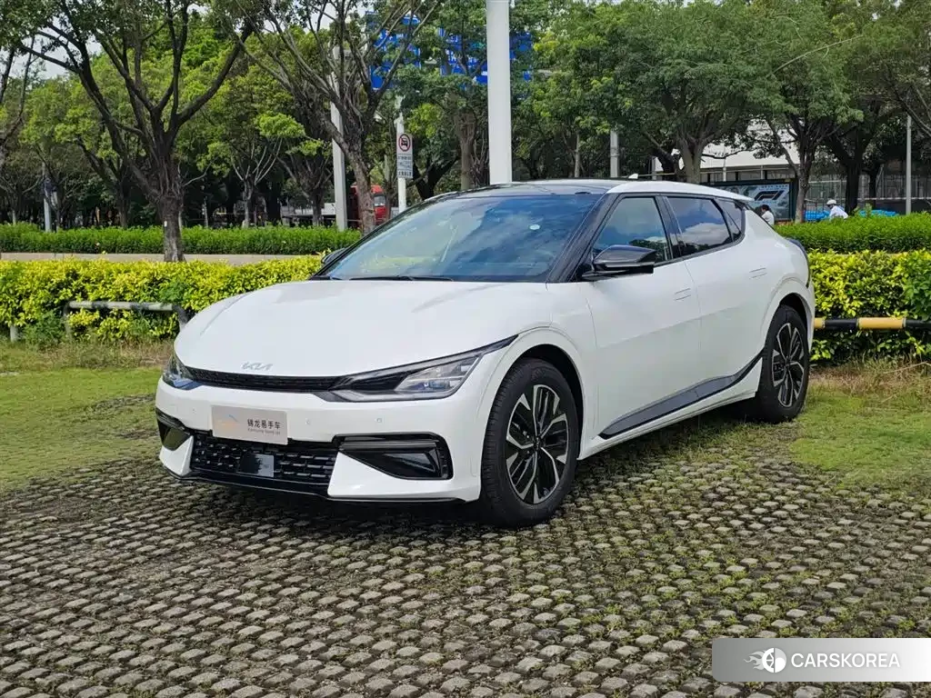 Kia EV6 2025 Белый из Китая, фото 3