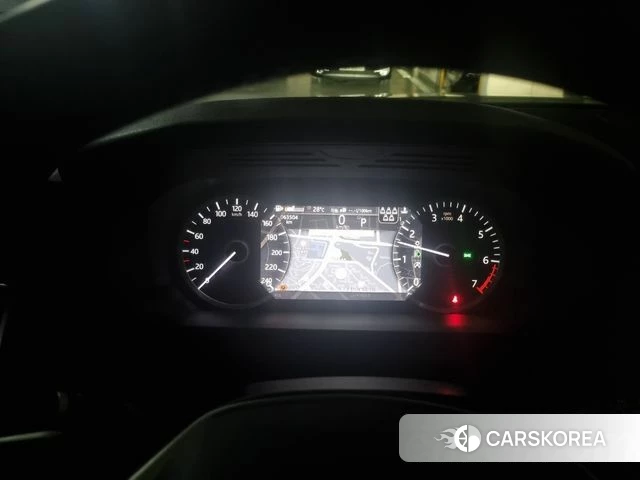 Land Rover Discovery 5 2023 Серебряный из Кореи, фото 3