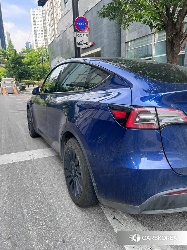 Tesla Model Y 2023 Синий из Кореи, фото 3