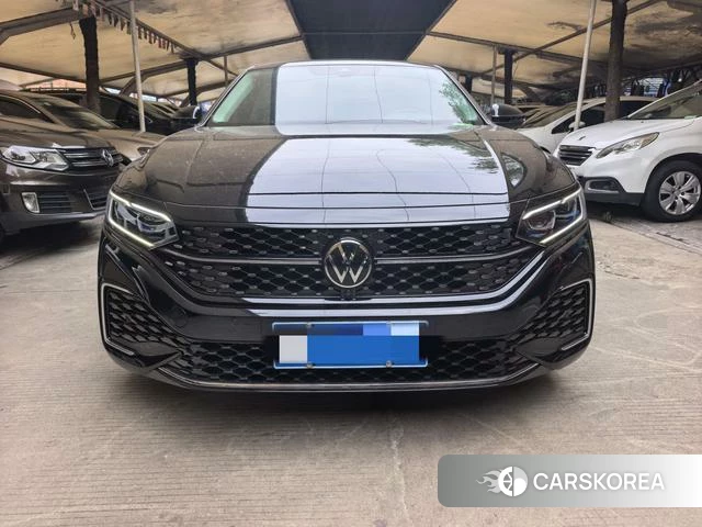 Volkswagen Passat id 4290281 из Китая 9