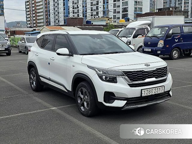 Kia Seltos id 4225236 из Кореи 13