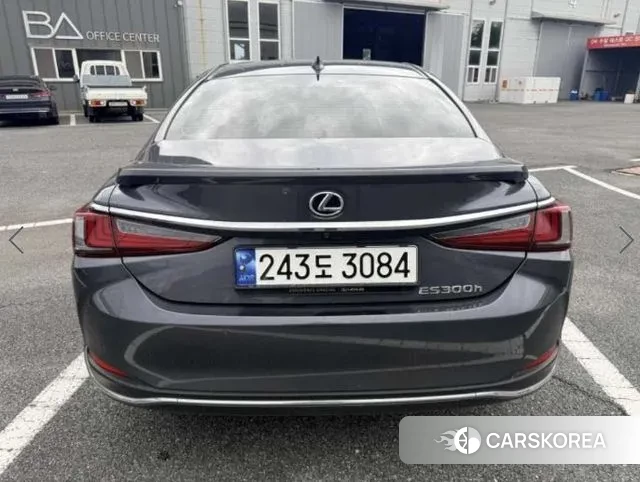 Lexus ES300h 7th generation 2023 Серый из Кореи, фото 3