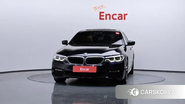 BMW 5 Series (G30) id 3397045 из Кореи 13