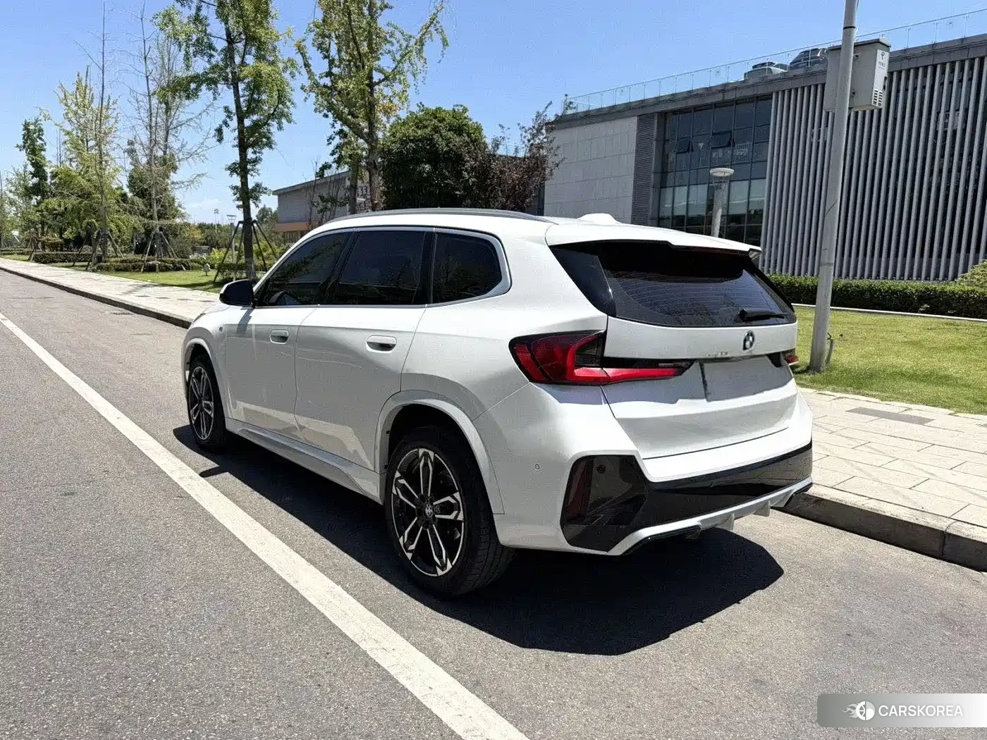 BMW X1 2024 Белый из Китая, фото 3