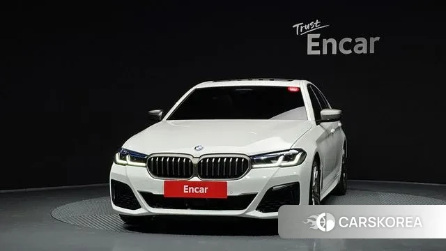 BMW 5 Series (G30) id 3787613 из Кореи 13