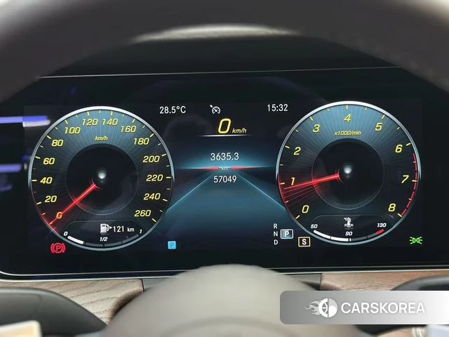Mercedes-Benz E-class id 4301493 из Китая 9
