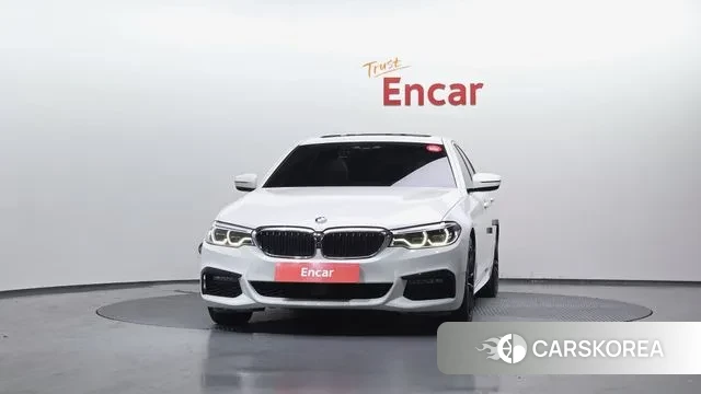 BMW 5 Series (G30) id 3504947 из Кореи 13