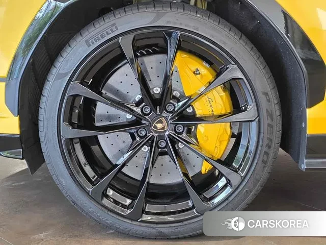 Lamborghini Urus id 3093323 из Кореи 13