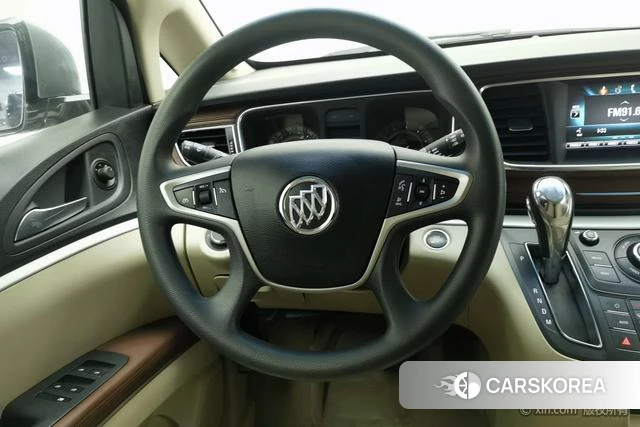 Buick GL8 id 4210183 из Китая 17