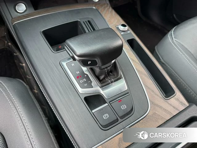 Audi Q5L id 4335180 из Китая 7
