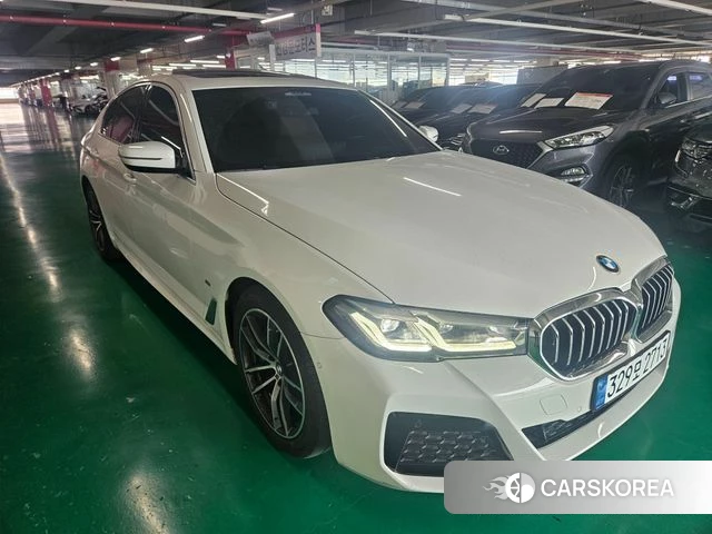 BMW 5 Series (G30) id 3793702 из Кореи 11