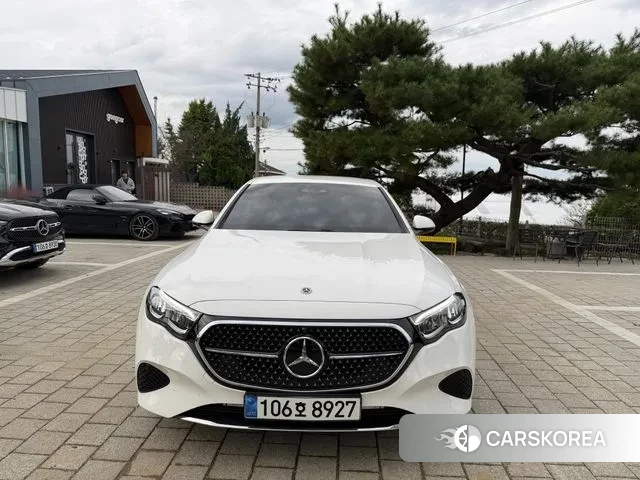 Mercedes-Benz E-Class W214 2024 Белый из Кореи, фото 5