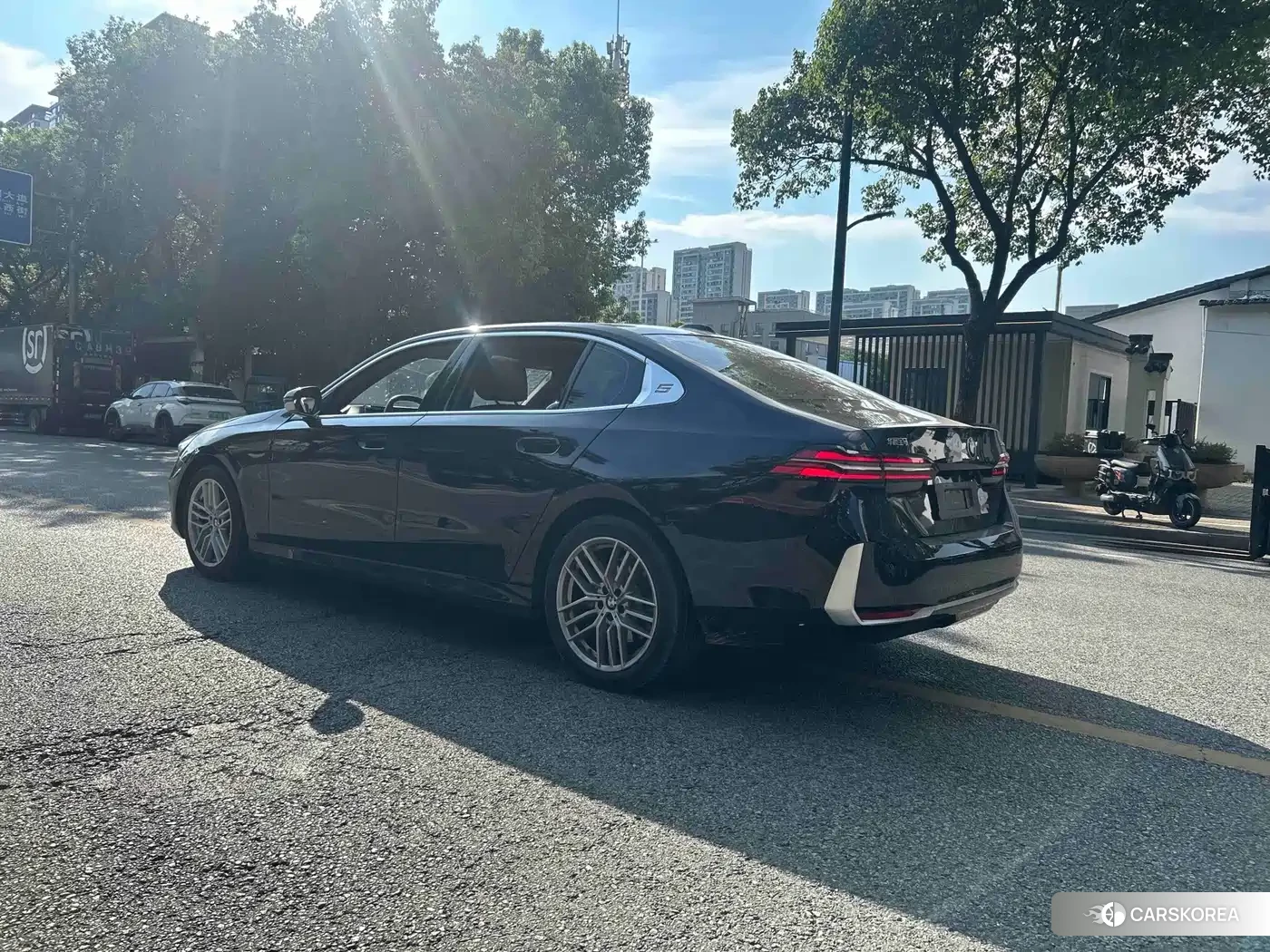 BMW 5 series id 4653927 из Китая 11