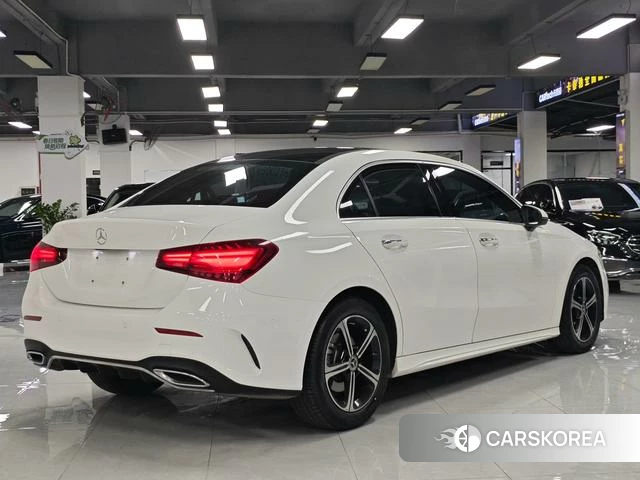 Mercedes-Benz Class A 2023 Белый из Китая, фото 6