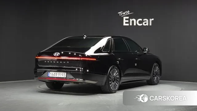 Hyundai Grandeur (GN7) id 3294846 из Кореи 13