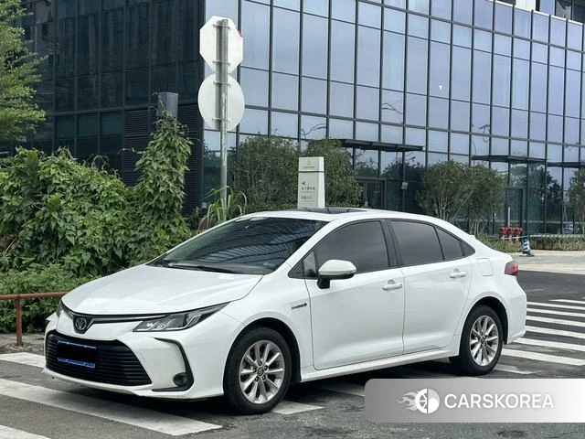Toyota Corolla id 4263713 из Китая 8