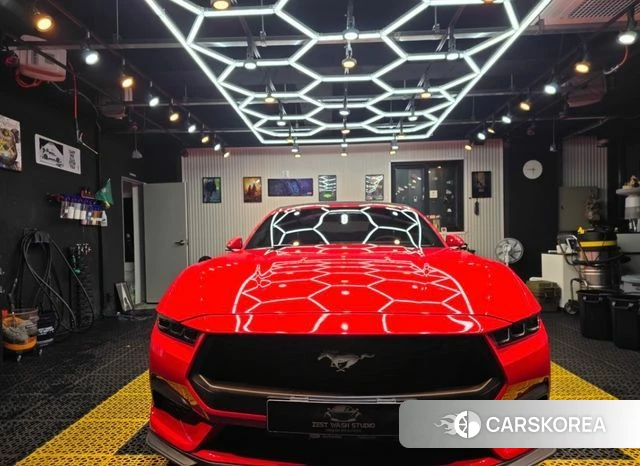 Ford Mustang 7th Generation 2024 Красный из Кореи, фото 3