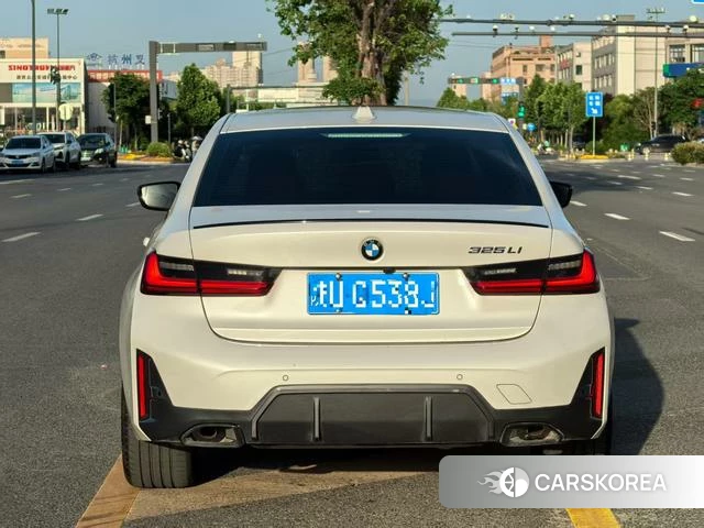 BMW 3 series 2023 Белый из Китая, фото 3