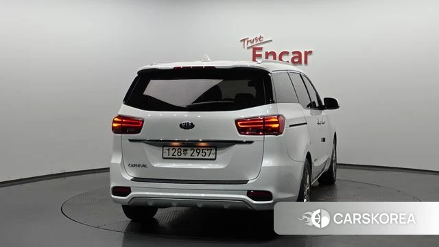 Kia The New Carnival id 4325280 из Кореи 23