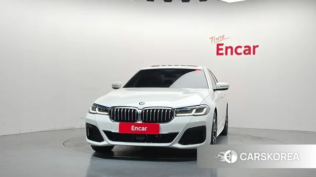 BMW 5 Series (G30) id 4778863 из Кореи 23