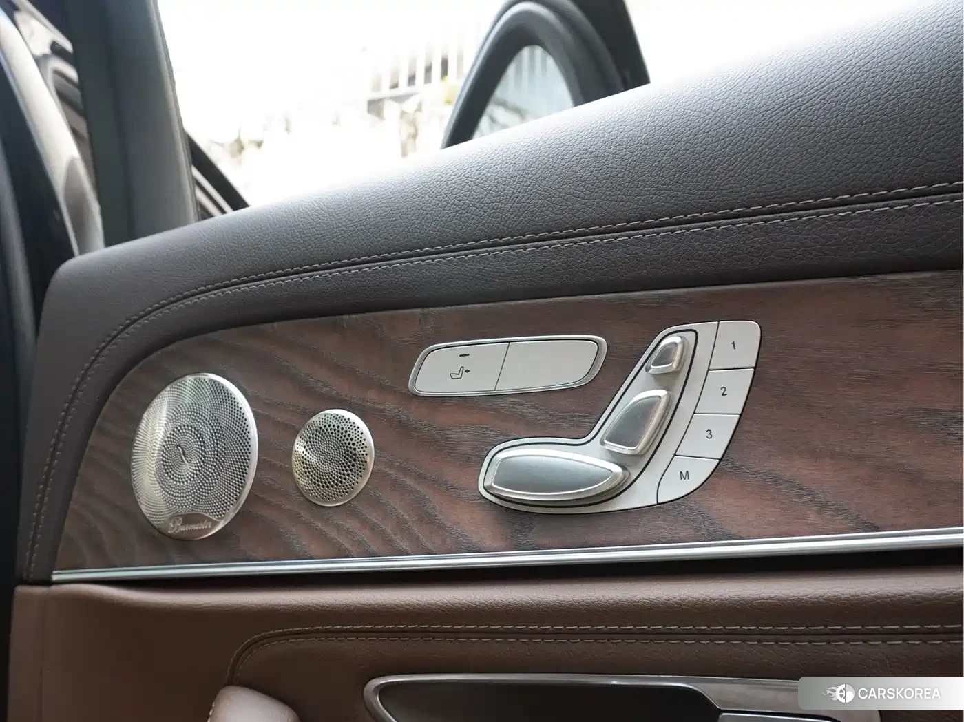 Mercedes-Benz E-Class id 4669471 из Китая 23