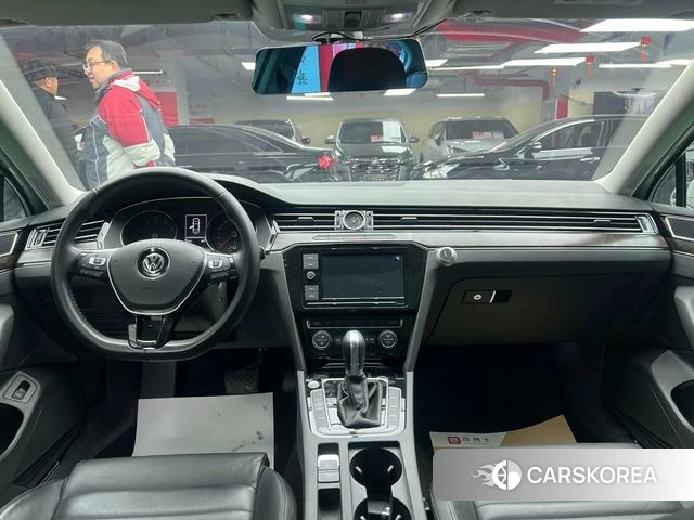 Volkswagen Magotan id 4208421 из Китая 7