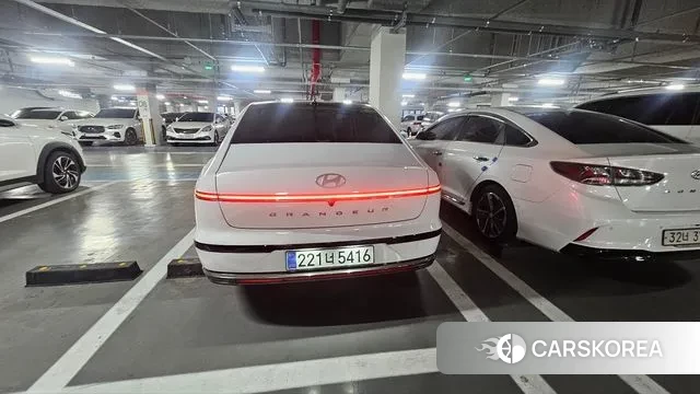 Hyundai Grandeur Hybrid (GN7) 2025 Белый из Кореи, фото 3