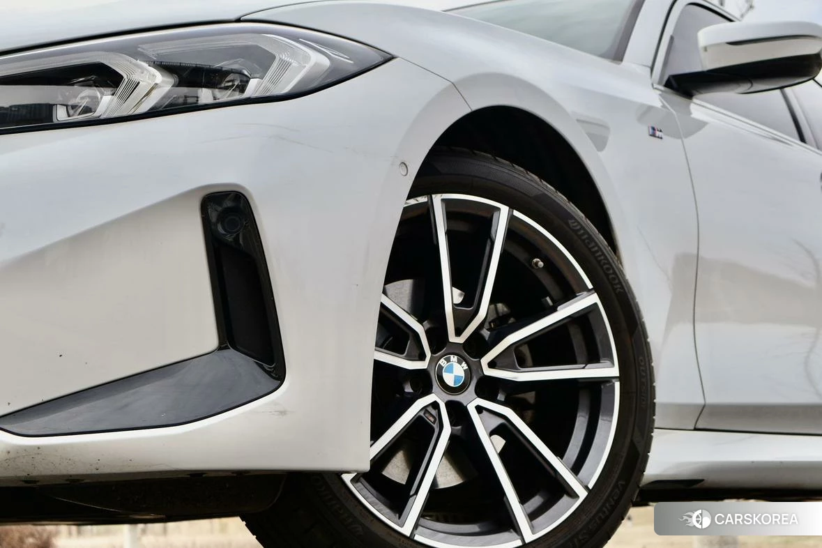 BMW 3 series id 4492992 из Китая 11