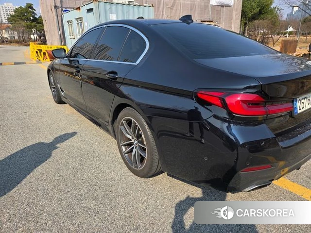 BMW 5 Series (G30) 2021 Черный из Кореи, фото 3